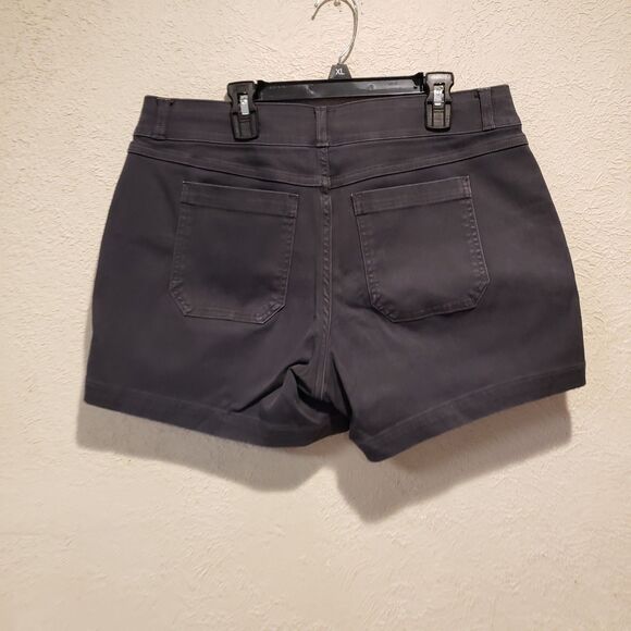 SPANX Women'S Grey Stretch Twill Pull On 6" Shorts Size Large - Picture 4 of 6